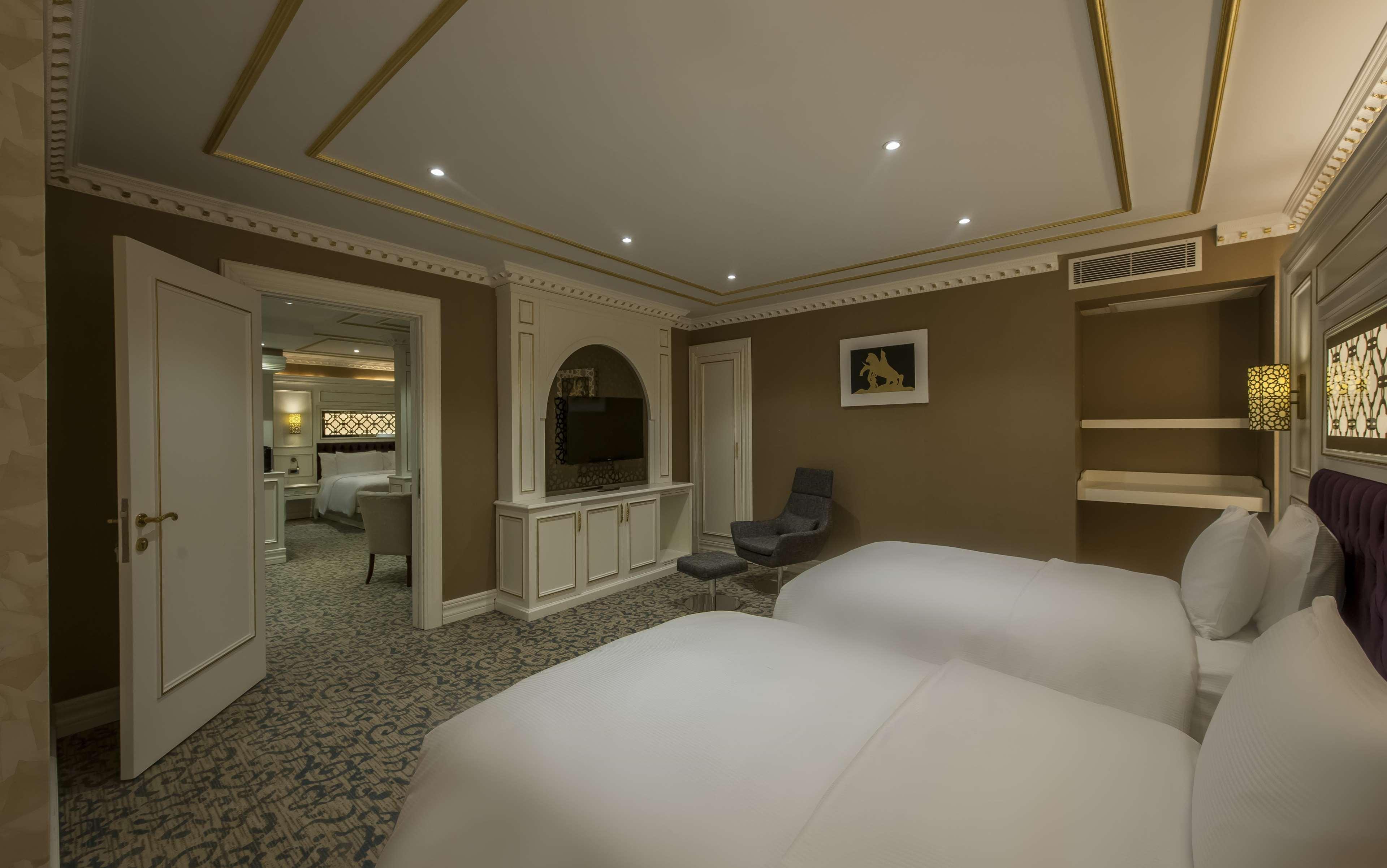 Hotel Doubletree By Hilton Elazig Exterior foto